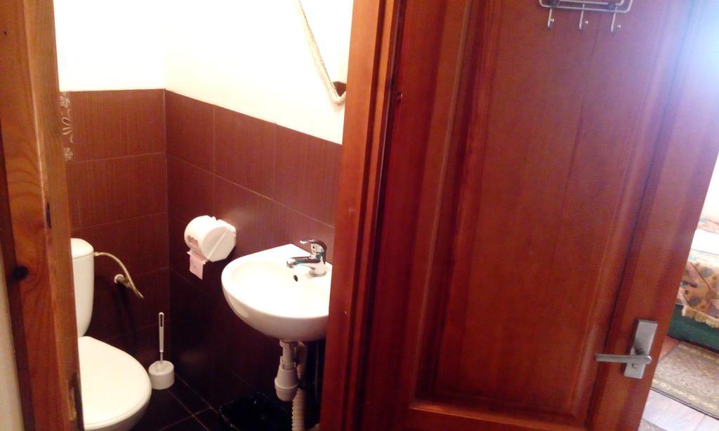 Motel Maetok 4 Pidkovy à Podbereztsy Extérieur photo